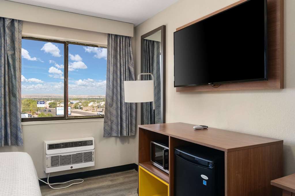 Days Inn by Wyndham Albuquerque I 25 - photo 32