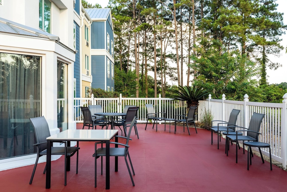 Fairfield Inn By Marriott Savannah Airport - photo 40