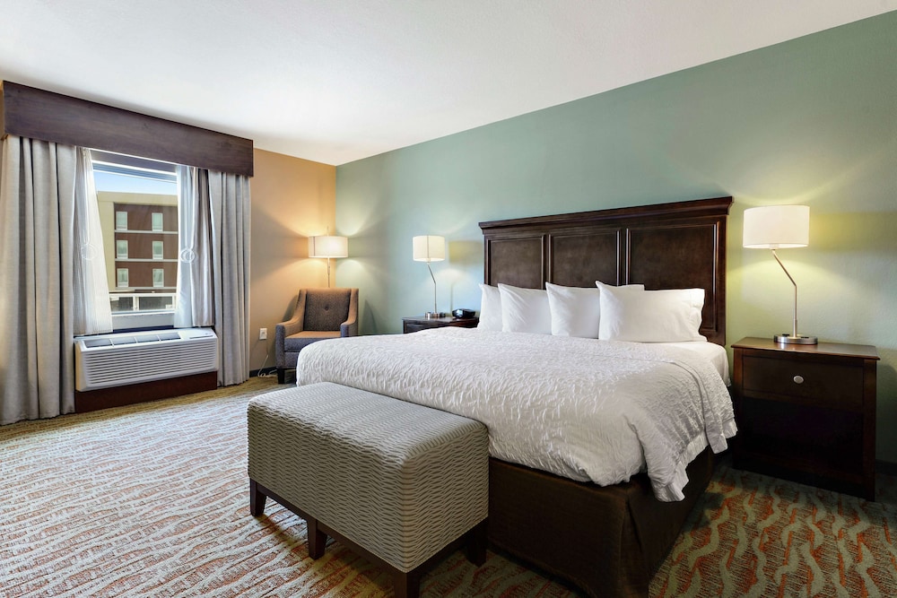 Hampton Inn & Suites Gulfport I 10 - photo 17