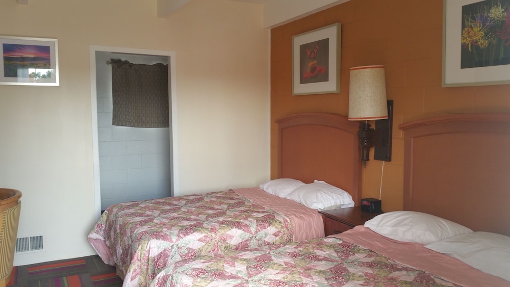 Thunder Bird Motel - photo 29