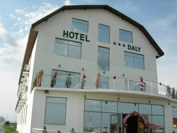Hotel Daly — hotel in Urlati