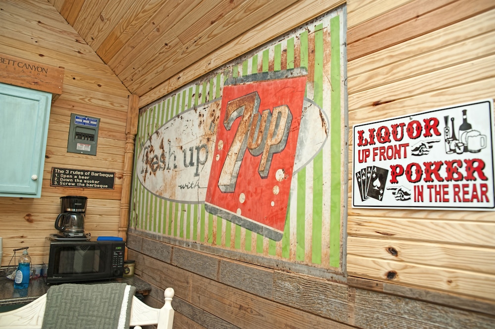 Yellow Rose Inn - photo 19