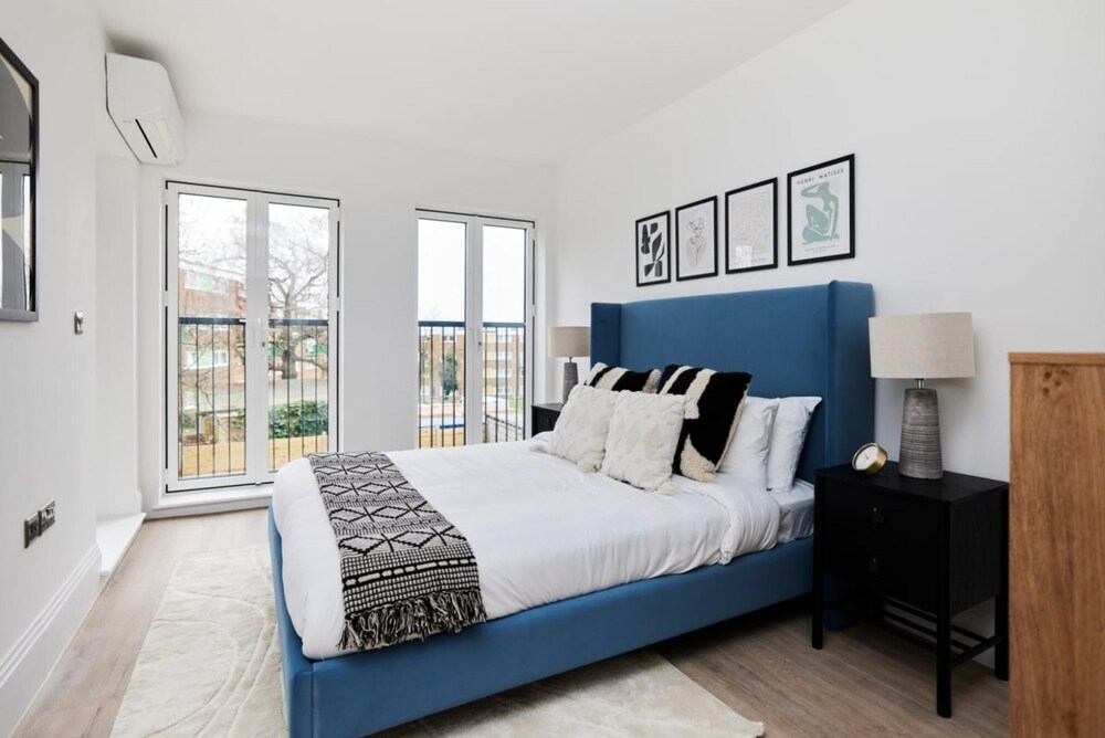 The Wembley Park Gem Lovely 2bdr Flat With Balcony — hotel in Wembley