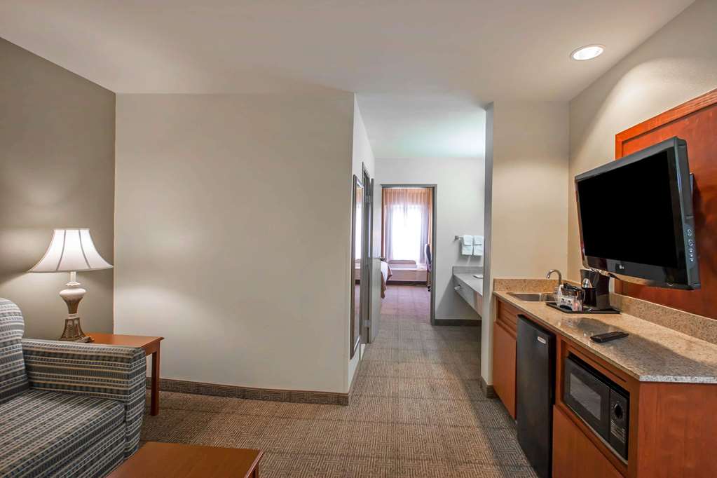 Quality Inn & Suites Germantown North - photo 18