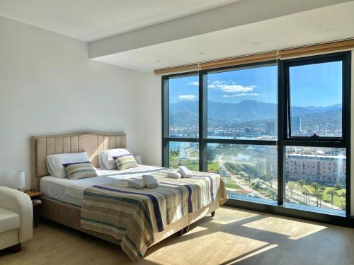 Apartments with sea and mountain views Portа Batumi Tower