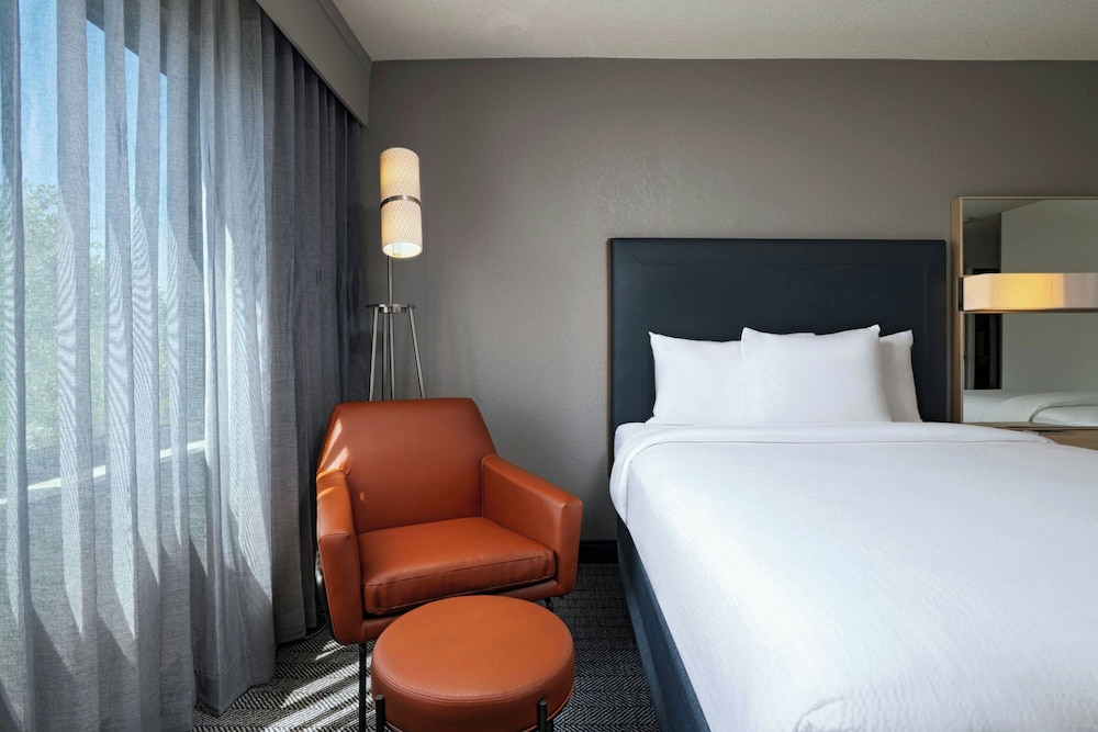 Courtyard by Marriott Austin The Domain Area - photo 8
