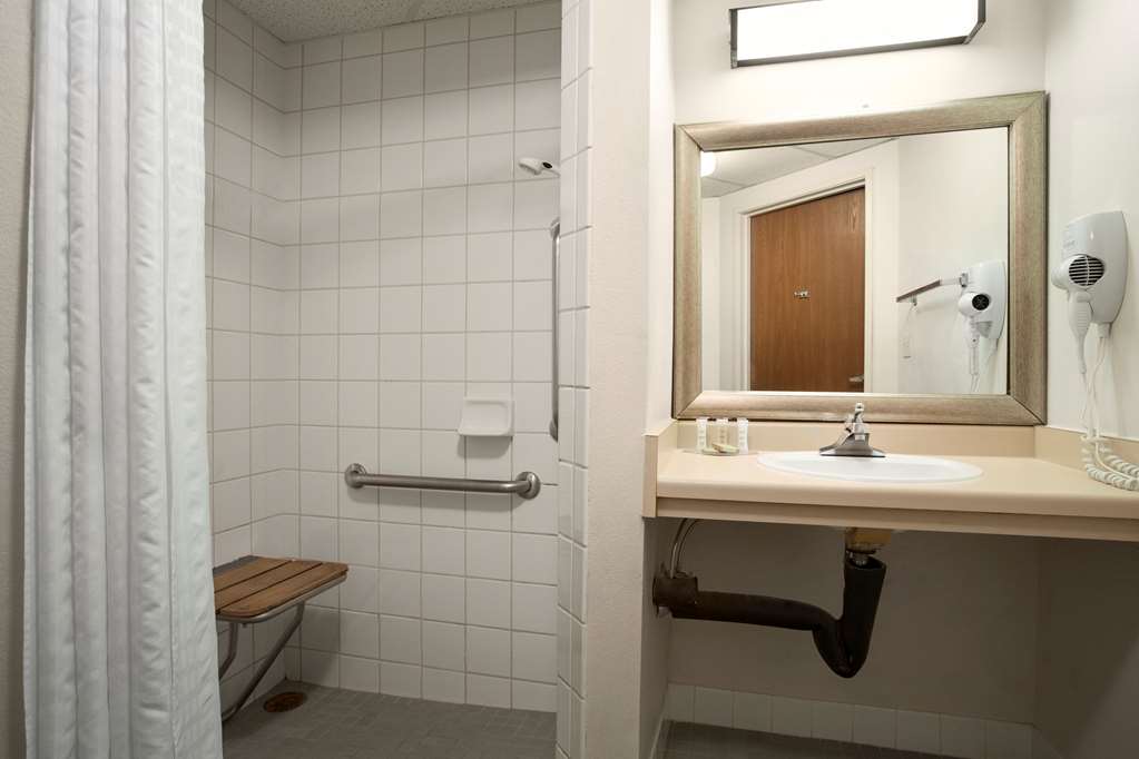 Super 8 by Wyndham Westminster Denver North - photo 8