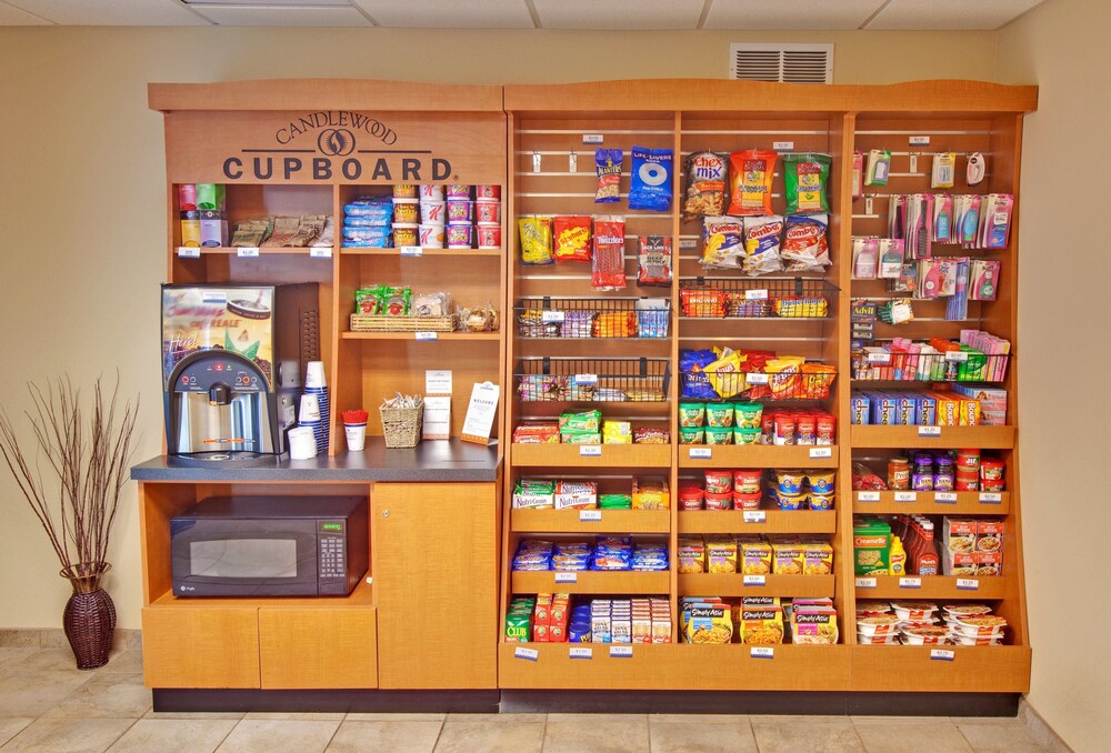 Candlewood Suites Williston by IHG - photo 30