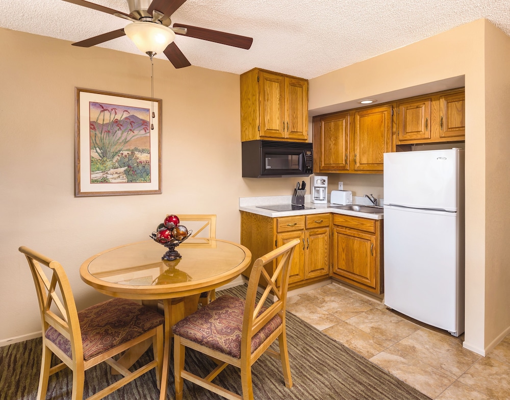 WorldMark Palm Springs Plaza Resort and Spa - photo 12