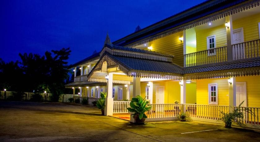 Raiwin Buri Resort in Phrae, Thailand