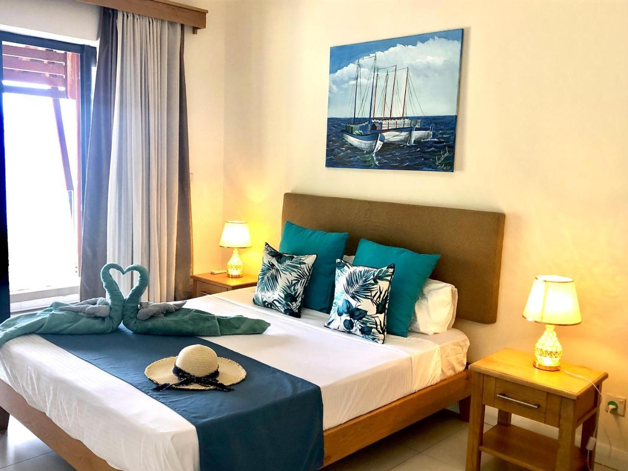 Blue Lagoon Sea View apartments — 4-Star Luxury Hotel in Flic En Flac, Mauritius