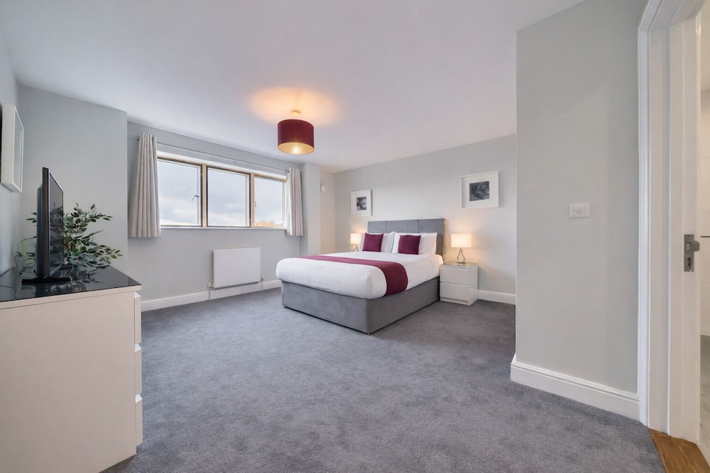 Roomspace The Courtyard Penthouse — 4-Star Luxury Hotel in London, United Kingdom
