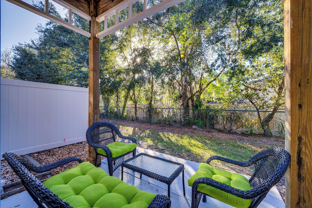 9 Mi to Disney Resort Getaway with Private Patio - photo 2