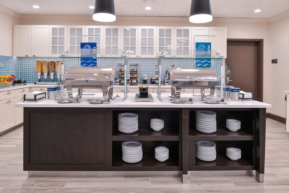 Homewood Suites by Hilton Des Moines Airport - photo 49