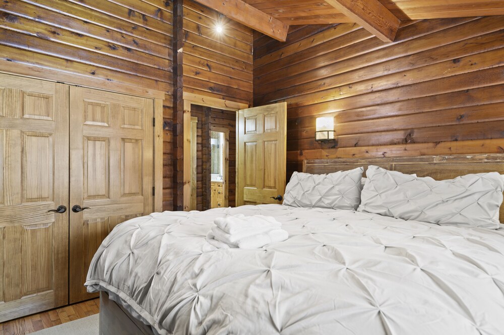 Brook Bound Inn - photo 8
