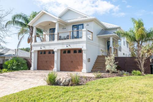 4BD 3BR Pool Paradise 1 mile from Beach & Downtown — Saint Augustine — photo 3