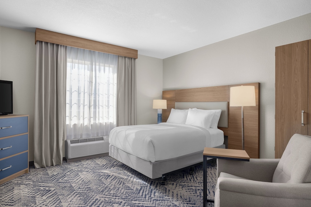 Candlewood Suites Alexandria by IHG - photo 17