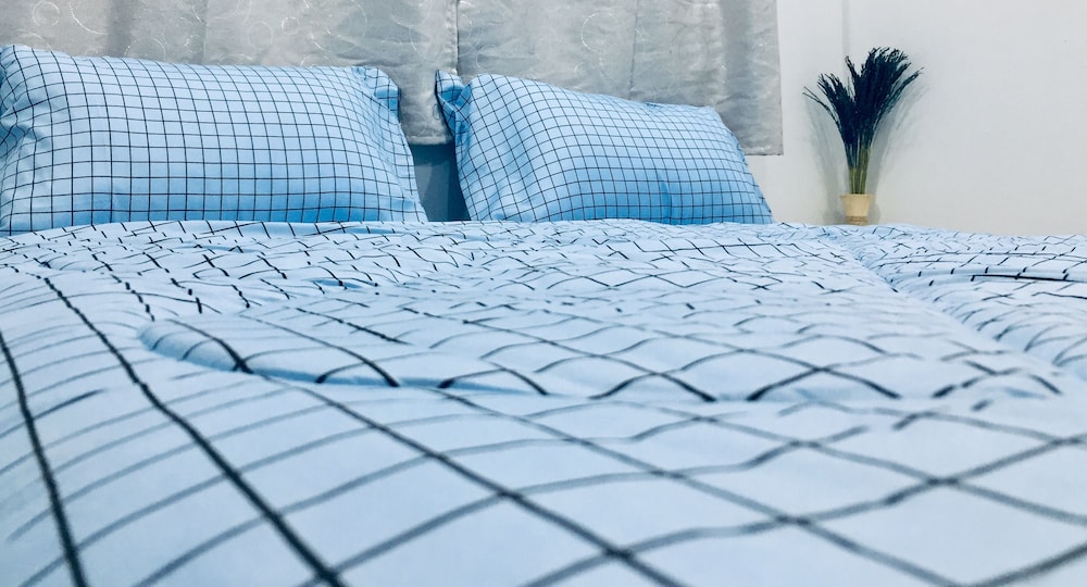 ริมทุ่งแม่ลา รีสอร์ท Rim Thung Mae La Resort in Sing Buri, Thailand