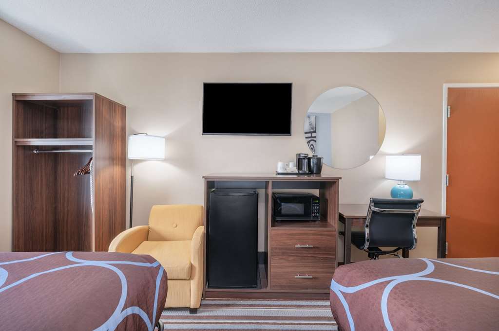 Super 8 by Wyndham Joliet - photo 14