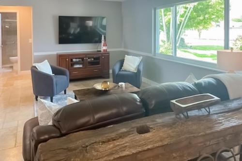 Coral Canal Retreat in Cape Coral, United States