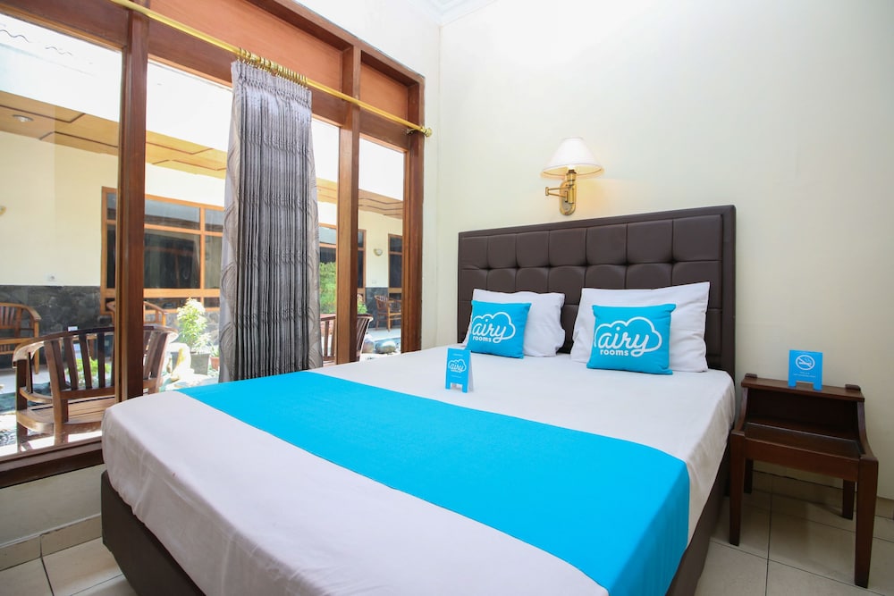 Airy Alun Alun Kejaksaan Siliwangi 108 Cirebon in Cirebon, Indonesia