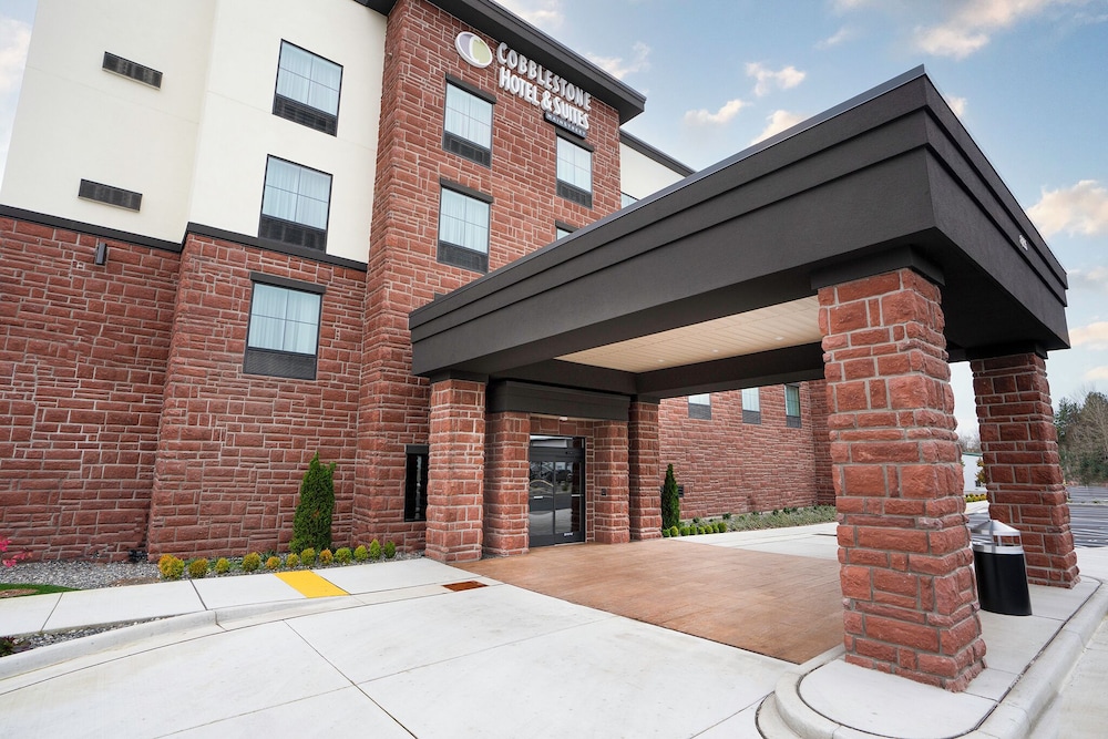 Cobblestone Hotel & Suites Lynden — hotel in Lynden