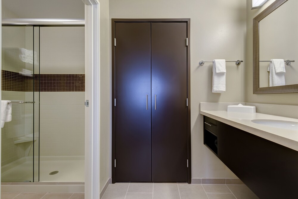 Staybridge Suites St Louis Westport by IHG - photo 14