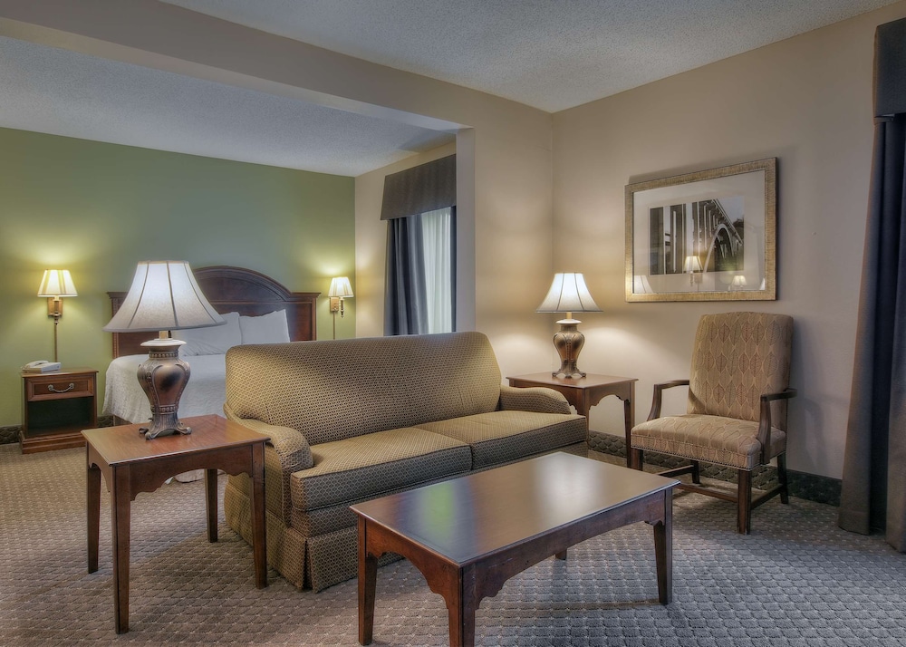 Hampton Inn Kingsport - photo 15