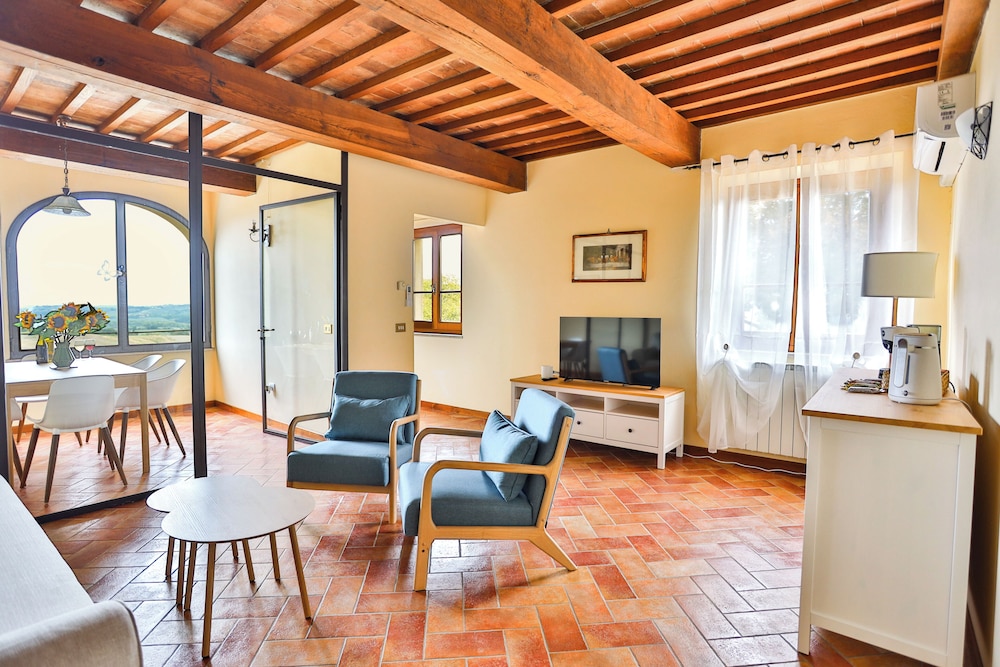 La Lunaria di Lajatico — hotel in Lajatico
