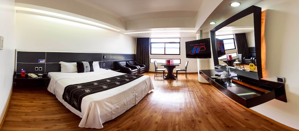 Hotel Ibiza Plaza in Mexico City, Mexico