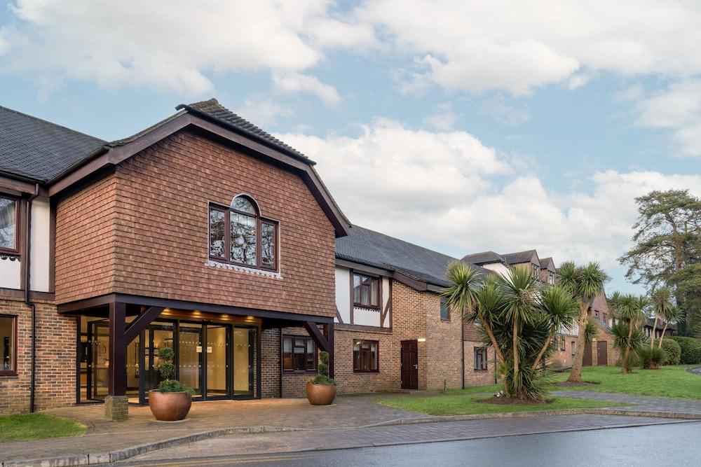 Felbridge Gatwick Hotel & Spa — hotel in East Grinstead