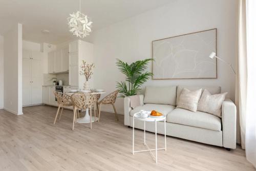 Magnolie Suite Presidential Garden Free Parking — 4-Star Luxury Hotel in Bratislava, Slovakia