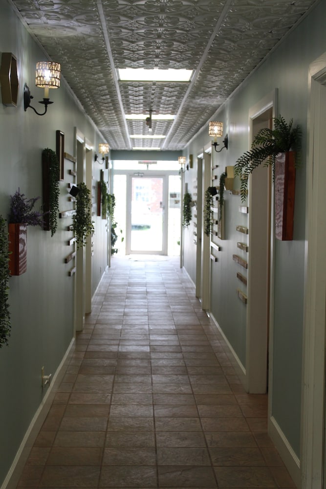Monroe Street Suites - photo 51