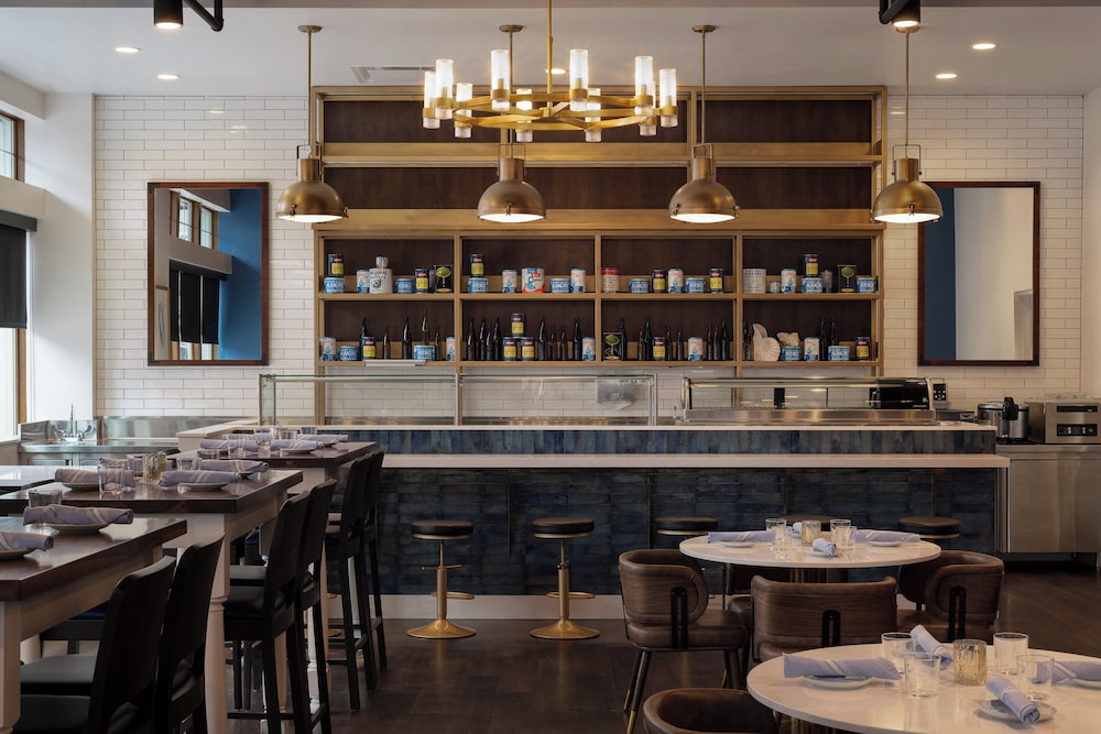 Hotel Indigo West Chester Downtown by IHG - photo 35