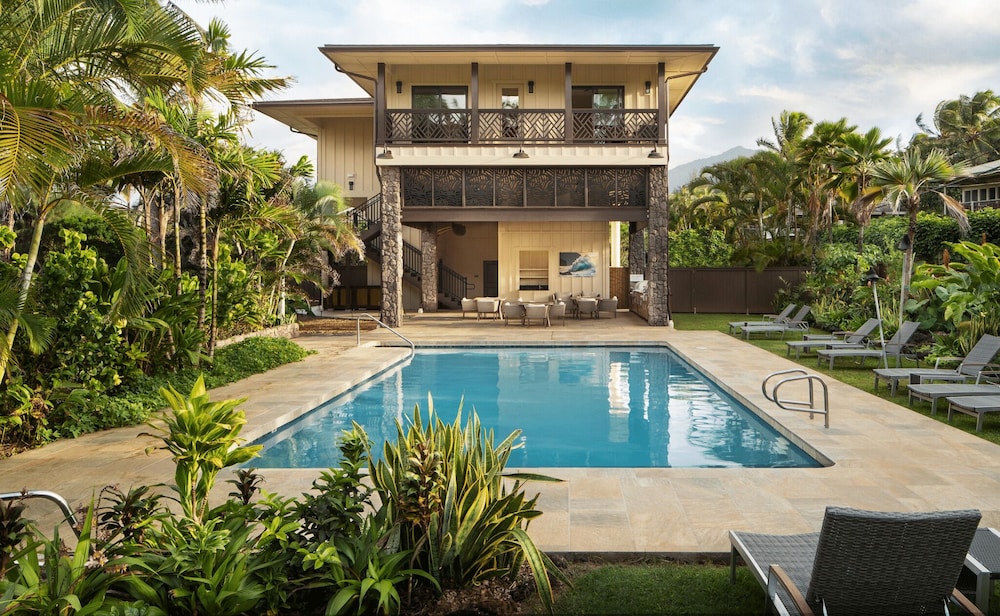 Hanalei Colony Resort - carbon neutral hotel in Princeville