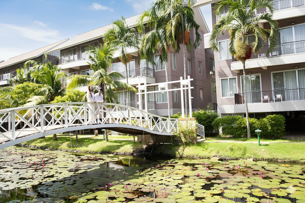 The Leela Resort & Spa Pattaya — 4-Star Luxury Hotel in Pattaya, Thailand