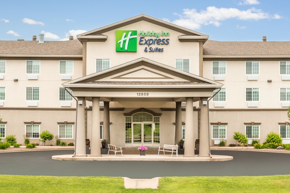 Holiday Inn Express & Suites Eau Claire North by IHG - photo 43