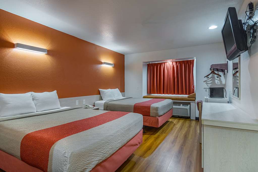 Motel 6 McAlester OK - photo 14