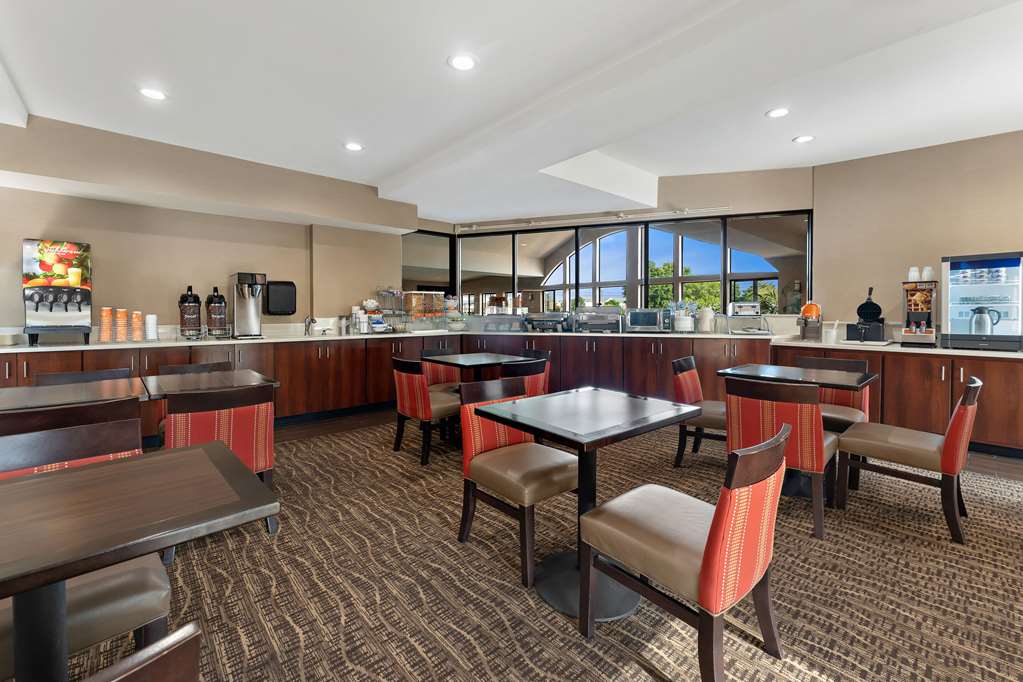 Comfort Suites near Robins Air Force Base - photo 31