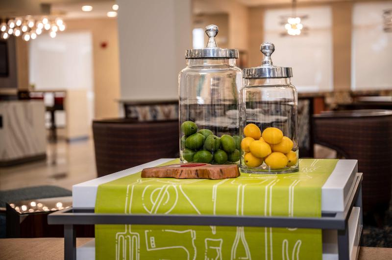 Hilton Garden Inn Fayetteville Fort Bragg - photo 8