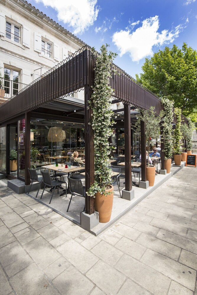 Le Bistrot Des Alpilles in Saint-Remy-De-Provence, France