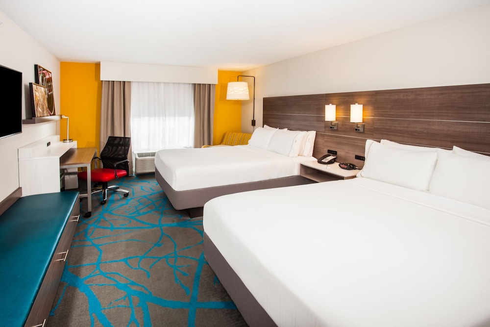 Holiday Inn Express & Suites Litchfield West by IHG - photo 11