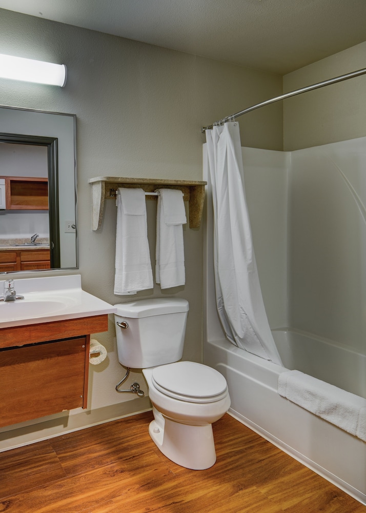 WoodSpring Suites Columbus NE I 270 Airport - photo 24
