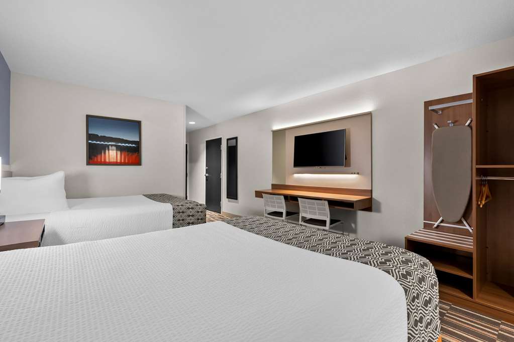 Microtel Inn & Suites by Wyndham Sweetwater - photo 24