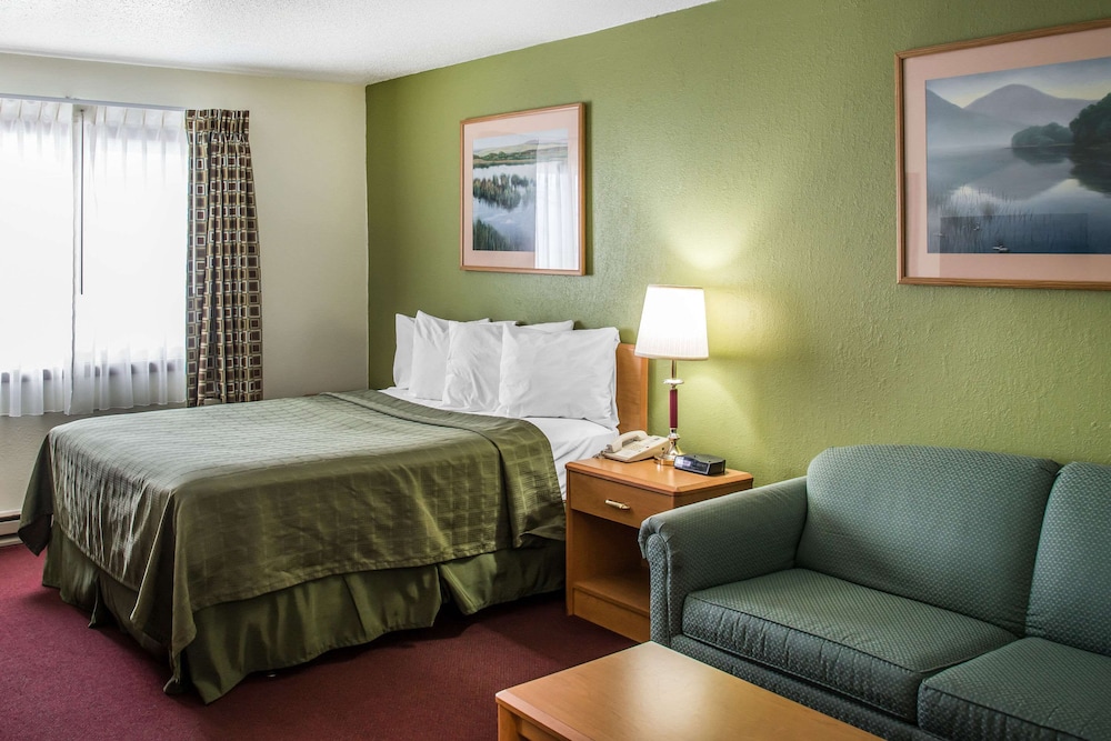 Hudson Inn & Suites - photo 16