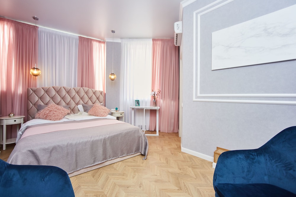 Arcadia Premier Inn - last minute hotel in Odessa