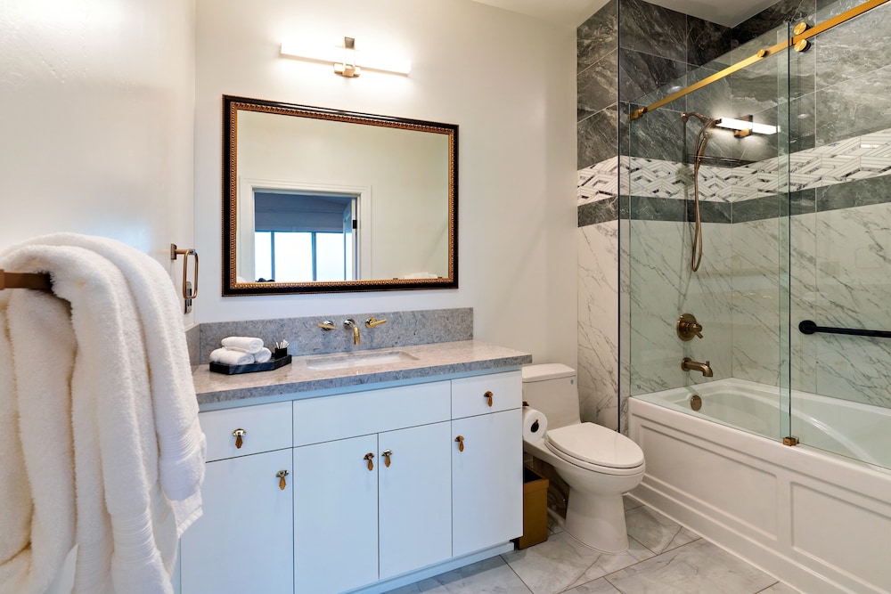 Rhapsody in View Boutique Hotel - photo 35