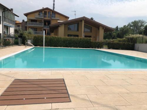 Appartamento Borgo Secolo — 4-Star Luxury Hotel in Peschiera Del Garda, Italy