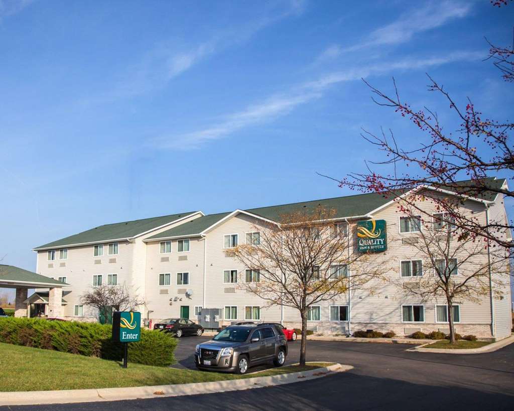 Quality Inn & Suites Loves Park near Rockford — hotel in Loves Park