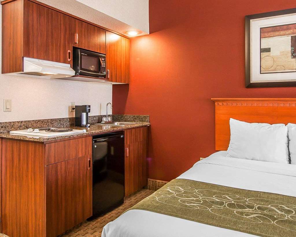 Comfort Suites Redmond Airport - photo 44